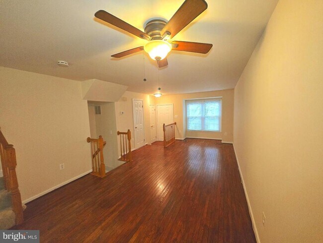 3007 Heritage Springs Ct in Alexandria, VA - Building Photo - Building Photo