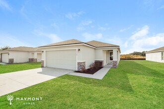 310 Judy Ln in Auburndale, FL - Foto de edificio - Building Photo