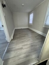 356 1/2 Apple St in Pottstown, PA - Building Photo - Building Photo