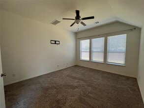 212 Baralo St in Leander, TX - Building Photo - Building Photo