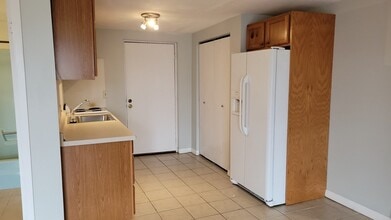 145 Pleasant St in Marlborough, MA - Building Photo - Building Photo