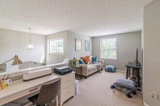 1200 Wilstone Ct in Columbus, OH - Building Photo - Building Photo