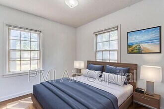 1102 S Minneapolis St in Wichita, KS - Foto de edificio - Building Photo