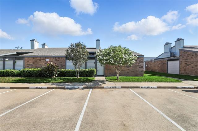 644 Bellaire Dr in Hurst, TX - Building Photo - Building Photo