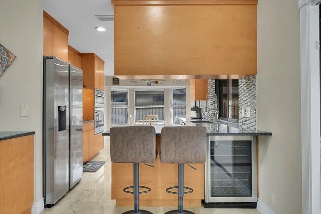 614 Azure Ave in Wellington, FL - Building Photo - Building Photo