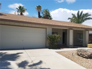 4639 Kristen Ln in Las Vegas, NV - Building Photo - Building Photo