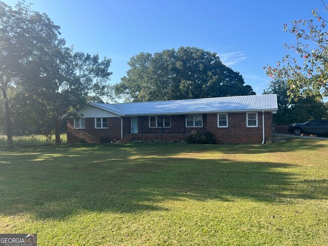 2119 Atlanta Hwy SE in Statham, GA - Building Photo - Building Photo