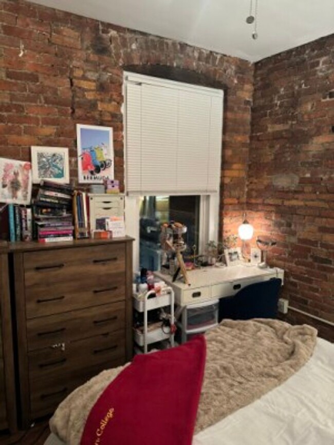 property at 115 Salem St
