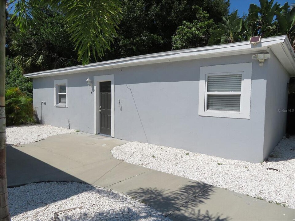 3805 W Leona St in Tampa, FL - Building Photo
