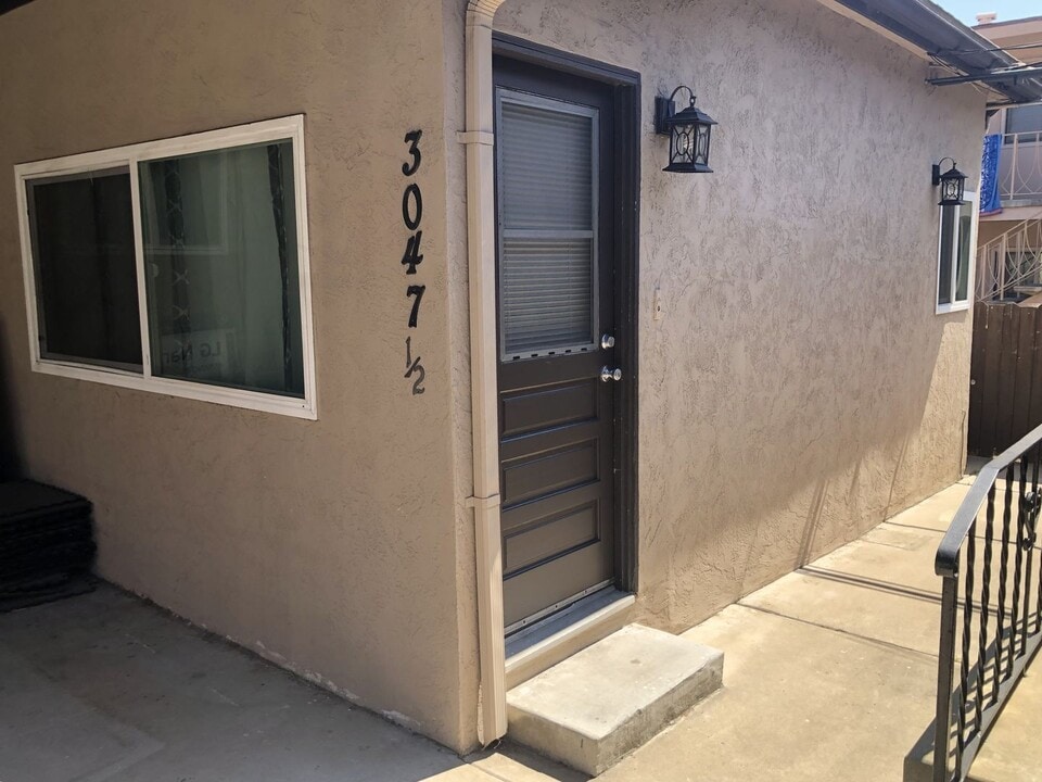 3047.5 Macaulay St in San Diego, CA - Building Photo