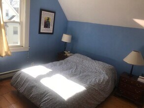 12 Hancock St, Unit 3 in Somerville, MA - Foto de edificio - Building Photo