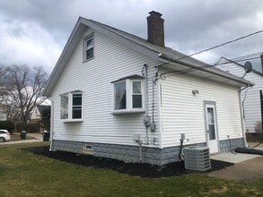 1404 Washington Blvd in Mayfield Heights, OH - Building Photo - Building Photo