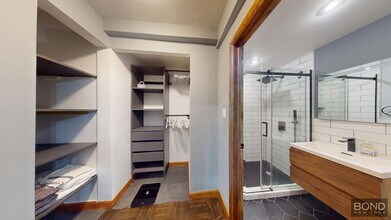 235 Adams St in Brooklyn, NY - Building Photo - Building Photo