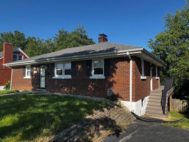 property at 2580 Millbrook Dr