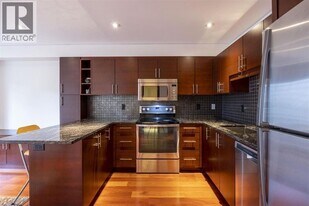 44xx W 7th Ave in Vancouver, BC - Building Photo