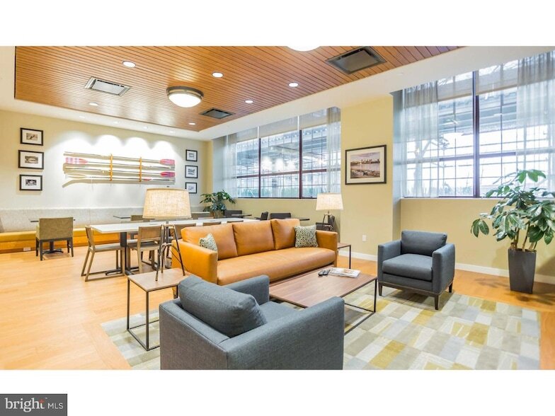 201 S 25th St, Unit 0B-426 in Philadelphia, PA - Foto de edificio