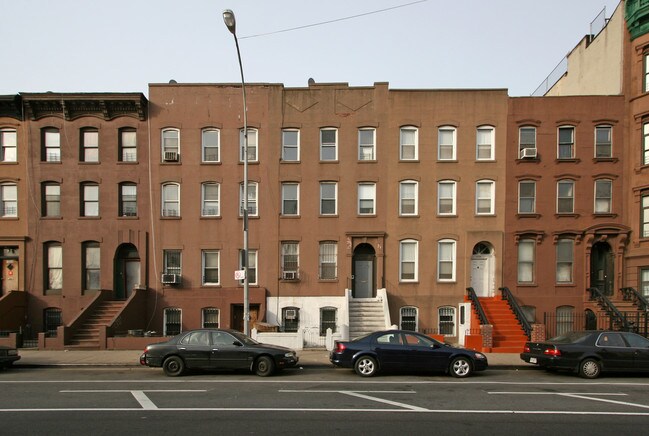 1028 Bedford Ave in Brooklyn, NY - Building Photo - Building Photo