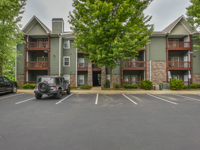 Eastwood Village Apartment Homes in Asheville, NC - Foto de edificio - Building Photo