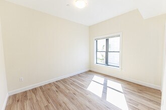 460 Washington St in Boston, MA - Building Photo - Building Photo