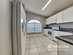 12906 Brant Tree Dr in Riverview, FL - Building Photo - Building Photo