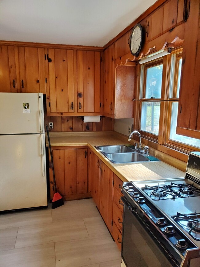 property at 39177 N Jackson Dr