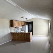 22786 Cuttler Rd in New Caney, TX - Building Photo - Building Photo