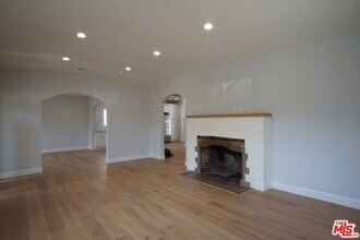830 3rd Ave in Los Angeles, CA - Building Photo - Building Photo