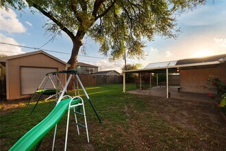 4214 Monitor St in Houston, TX - Building Photo - Building Photo