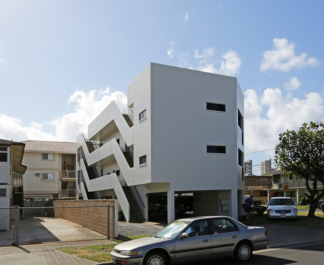 1906 Fern St in Honolulu, HI - Building Photo - Building Photo