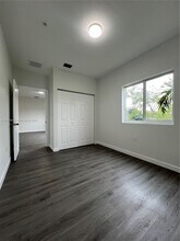 2311 NW 22nd Ave in Miami, FL - Foto de edificio - Building Photo