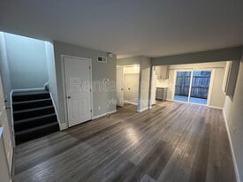 141 Agua Caliente Rd W in Sonoma, CA - Building Photo