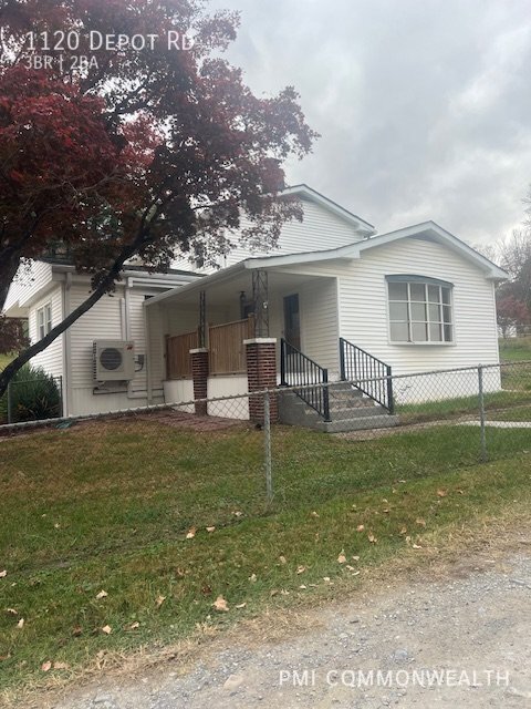 property at 1120 Depot Rd