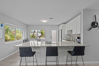 1007 NE 9th Ct in Pompano Beach, FL - Foto de edificio - Building Photo