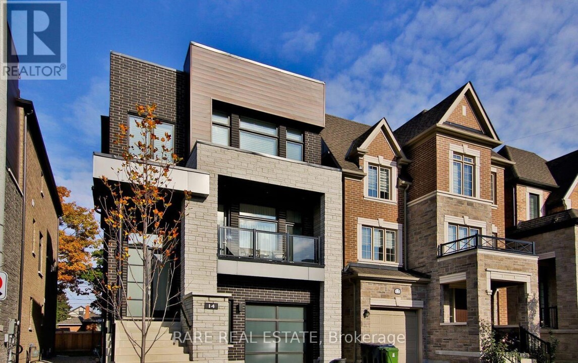 14 Kipling Grove Ct in Toronto, ON - Building Photo