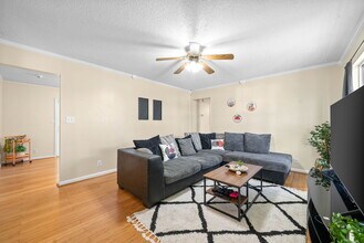 239 Golden Pond Ave in Oak Grove, KY - Building Photo - Building Photo