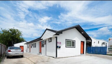 1426 Telephone Rd in Houston, TX - Foto de edificio - Building Photo