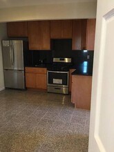 46-25-25 Queens Blvd in Woodside, NY - Foto de edificio - Building Photo