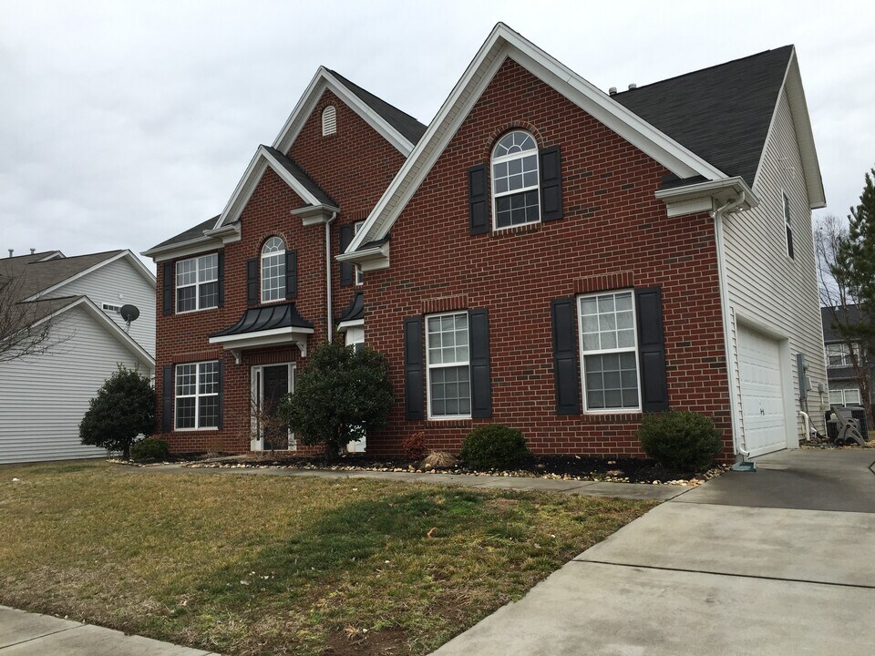 15037 Taylor Ridge Ln in Charlotte, NC - Building Photo