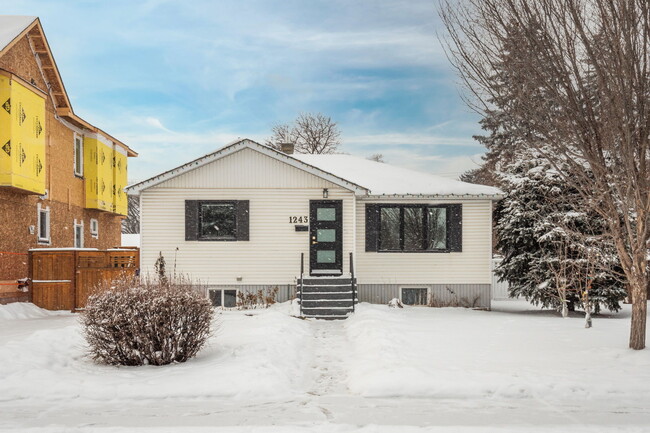 property at 1243 Richland Rd NE