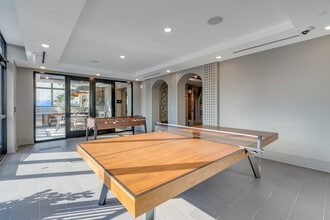 Alexan Ludlam Trace in Miami, FL - Foto de edificio - Interior Photo