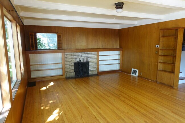 1181 Euclid Ave in Berkeley, CA - Foto de edificio - Building Photo
