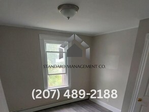 18 Summer St in Waterville, ME - Building Photo - Building Photo