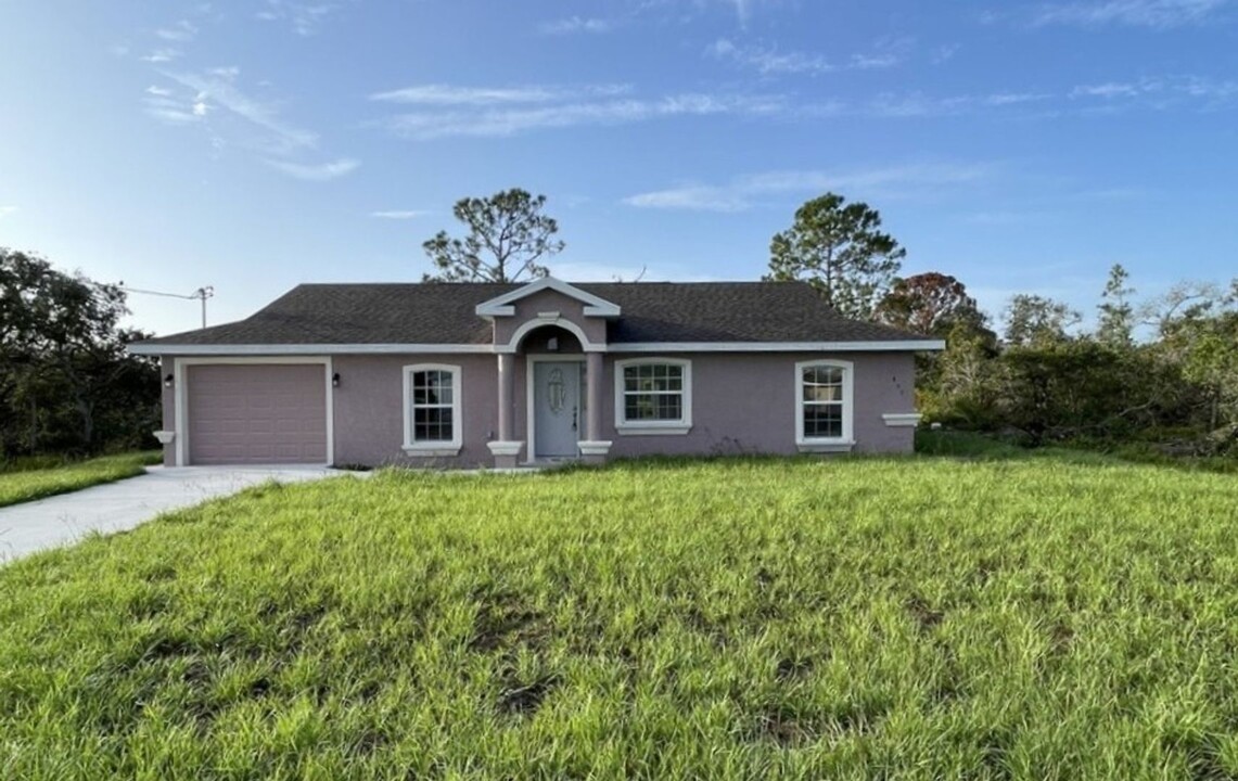 457 Aloha Ave in Lake Placid, FL - Building Photo