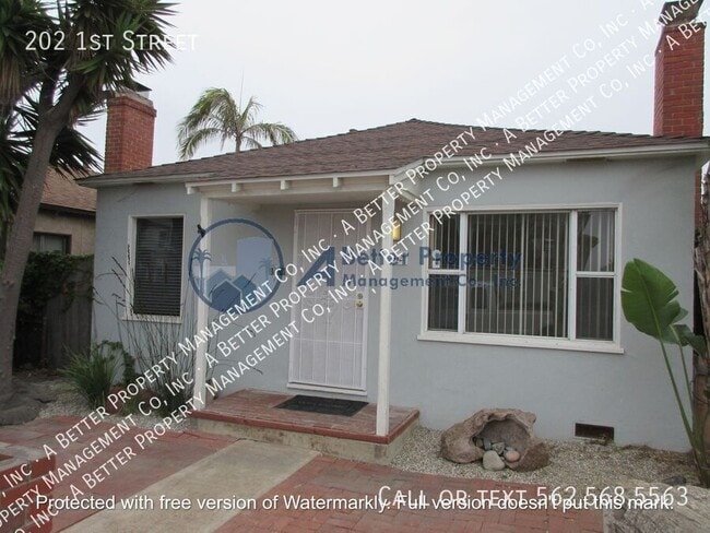 202 1st St in Seal Beach, CA - Building Photo - Building Photo