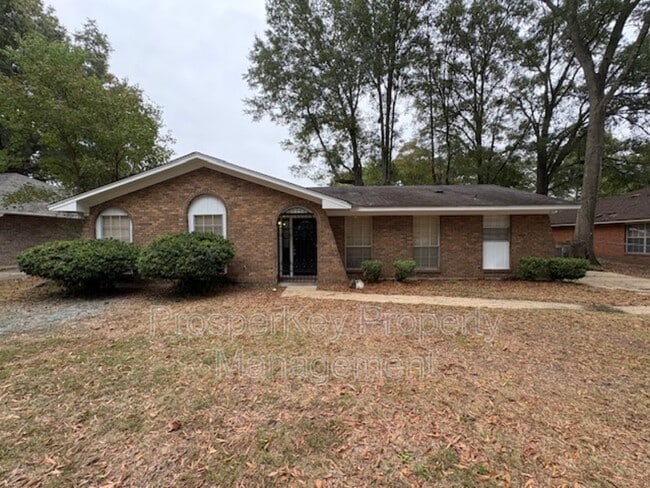 property at 740 Ledyard Pl