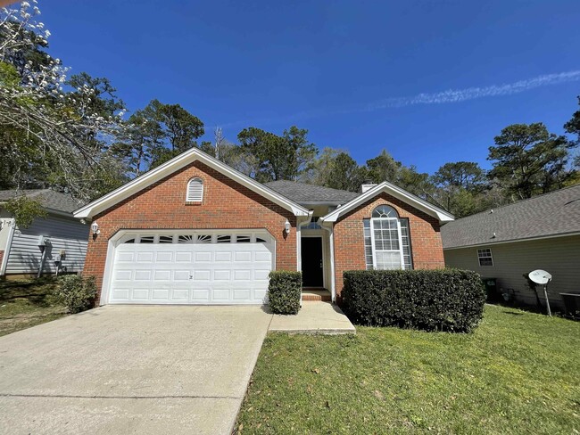 property at 2116 Heathrow Dr