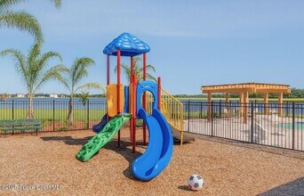 1854 Capital Dr SE in Palm Bay, FL - Building Photo - Building Photo