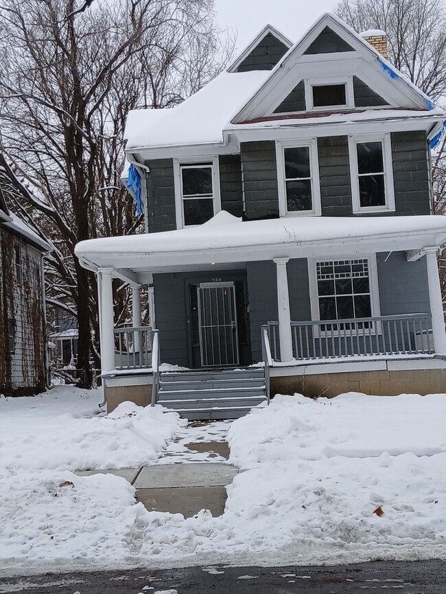 property at 964 N Court St