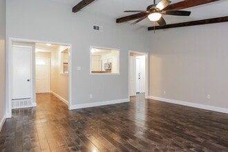 808 Judith St in Burleson, TX - Building Photo - Building Photo