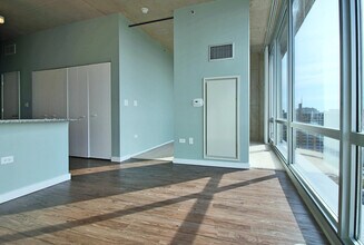 1389 S State St in Chicago, IL - Foto de edificio - Building Photo